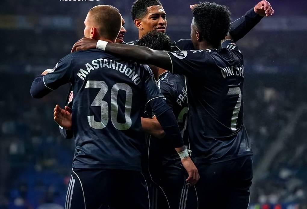 2-0! เรอัล มาดริด หยุด บาร์เซโลน่า 4 รอบ ก่อนคว้าแชมป์: 1 สัปดาห์ต่อมา ค่ายนูจะตายใน 94 ปี ฝันร้าย ปรากฏตัวอีกครั้ง_Vincius_mbappe_match