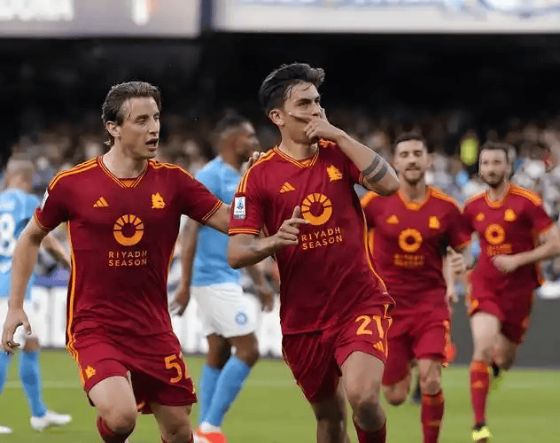 วันจันทร์ที่ 008 โอกาสของ Serie A: Roma vs Florence Red Wolf Red Wolf Home Revival vs Purple Lily พิการเพื่อต่อสู้ ใครสามารถคว้าโอกาสนี้ไว้?_ core_assault ability_tactics