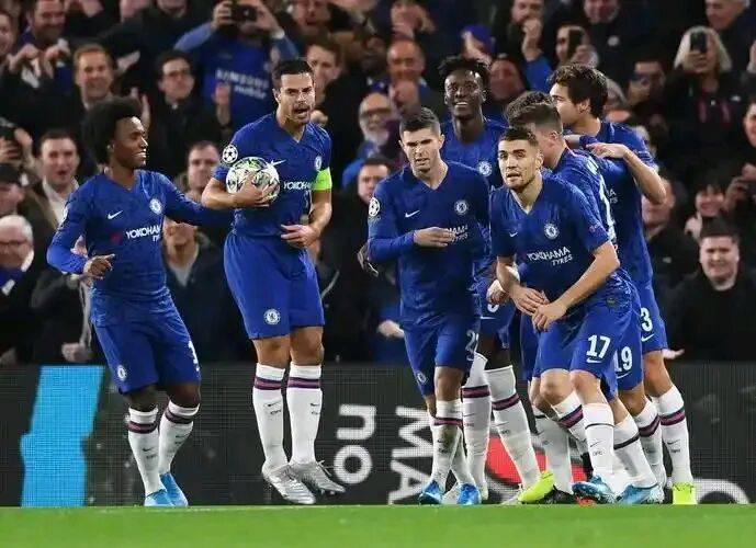 เชลซีและนอตติงแฮมฟอเรสต์เค้กชิ้นหนึ่ง!_ home_league_bai พรีเมียร์