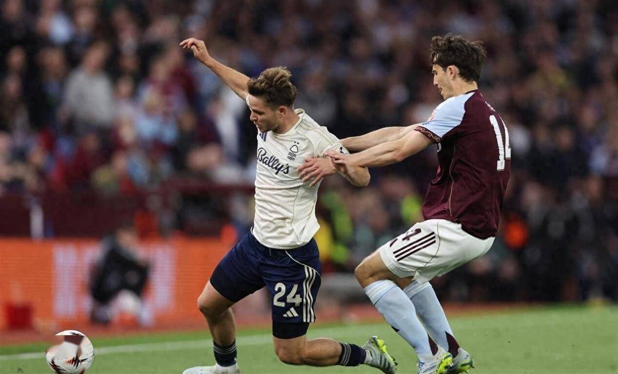 สงครามยุโรปโหดร้ายเกินไป: ด้วย Vera 4-1 มีทีมที่เหลือในแต่ละเยอรมนีตะวันตกและฝรั่งเศส และเซเรียอาถูกกำจัดออกไป_final_league_best สำหรับพรีเมียร์ลีก