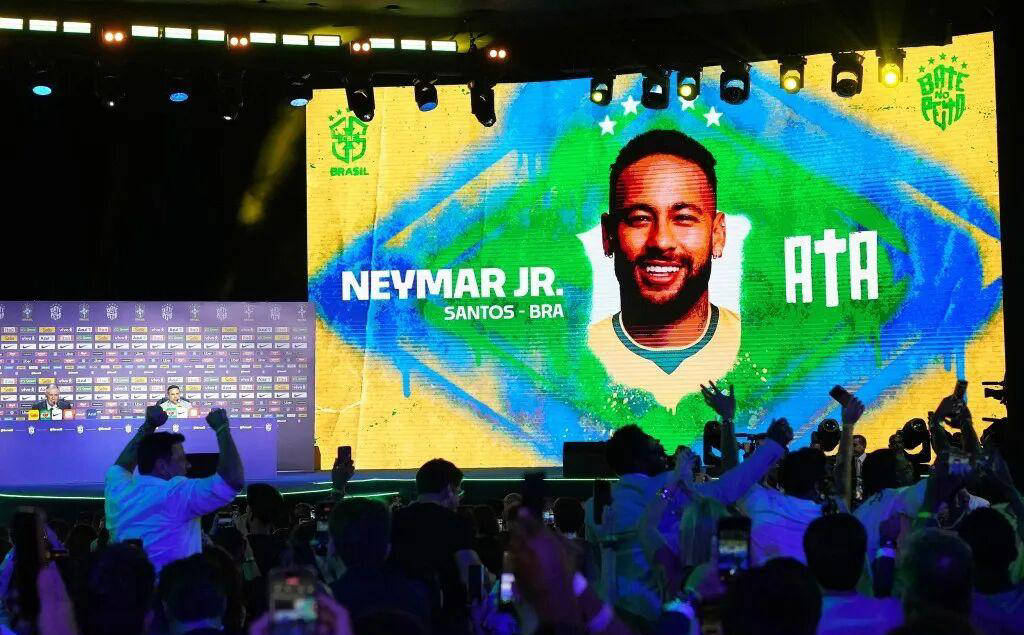 เนย์มาร์ vs โรมาริโอ: บราซิลขาดซุปเปอร์สตาร์ในวันนี้ - Xinhua English.news.cn