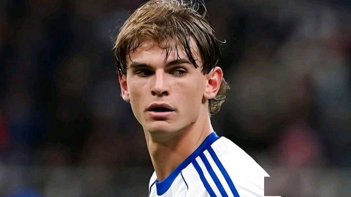 ดาวดวงใหม่ 90 ล้าน อาย! มูรินโญ่ สรุปแล้ว เรอัล มาดริด ระงับการเรียกคืน PAS_MIDFIELDER_UEFA CHAMPIONS LEAGUE_UEFA CHAMPIONS LEAGUE